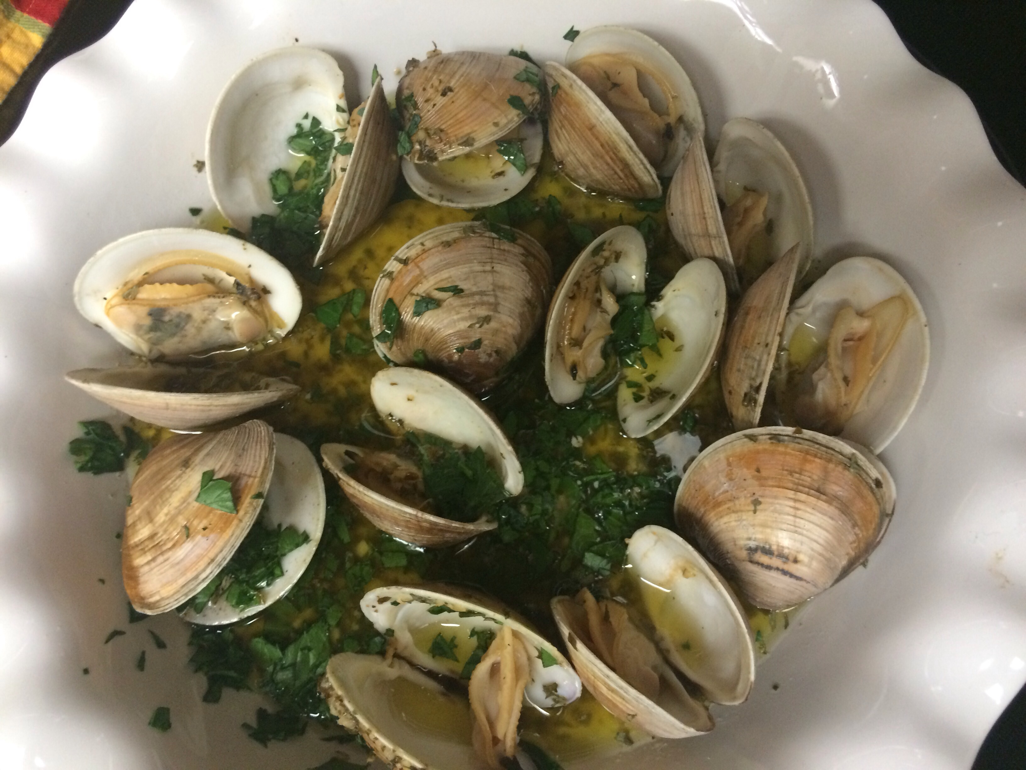 Grilled Cherrystone Clams Two Cousins and a Skillet