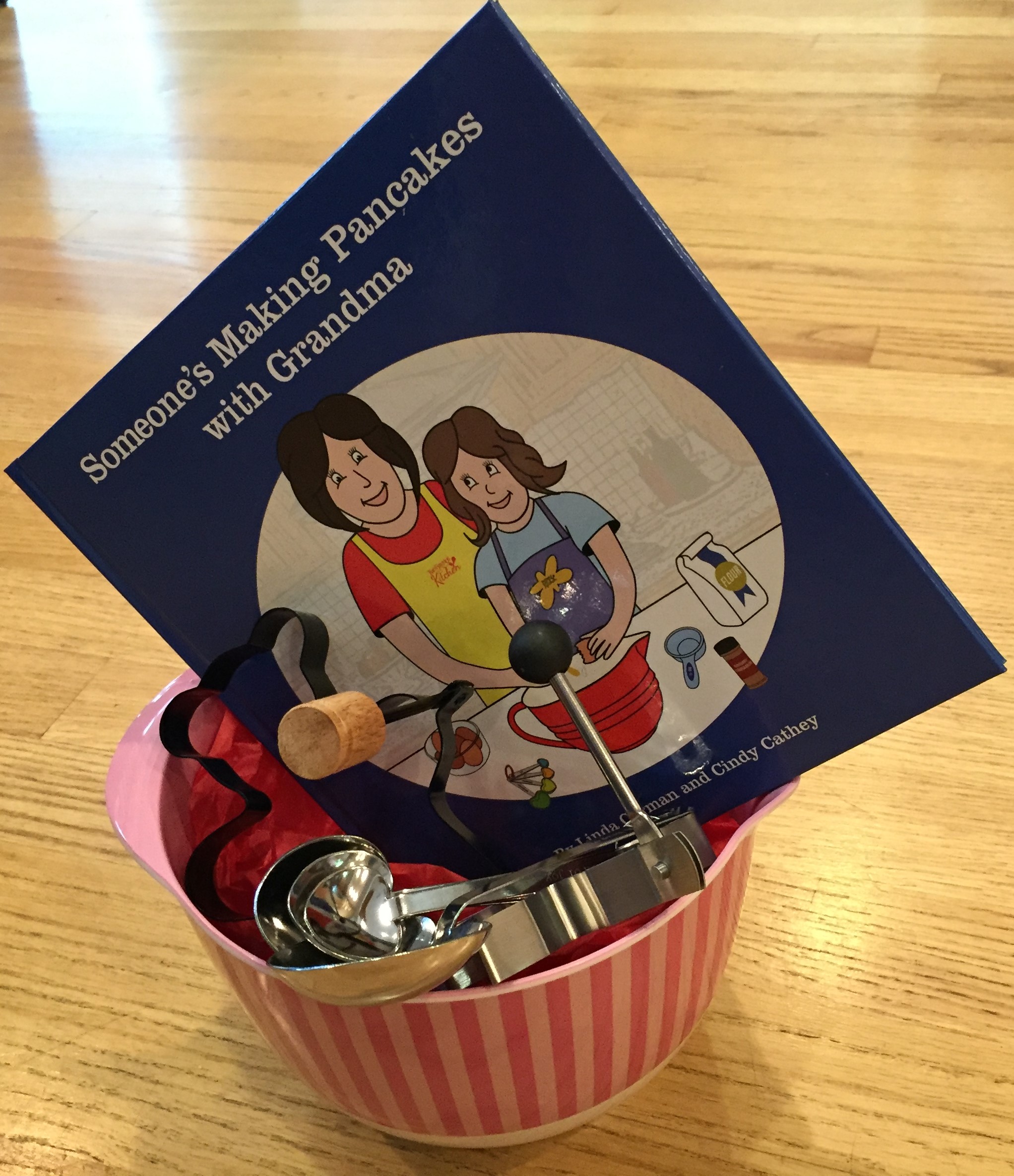Grandma Pancake Book Batter Bowl Gift Sets Two Friends in a Kitchen