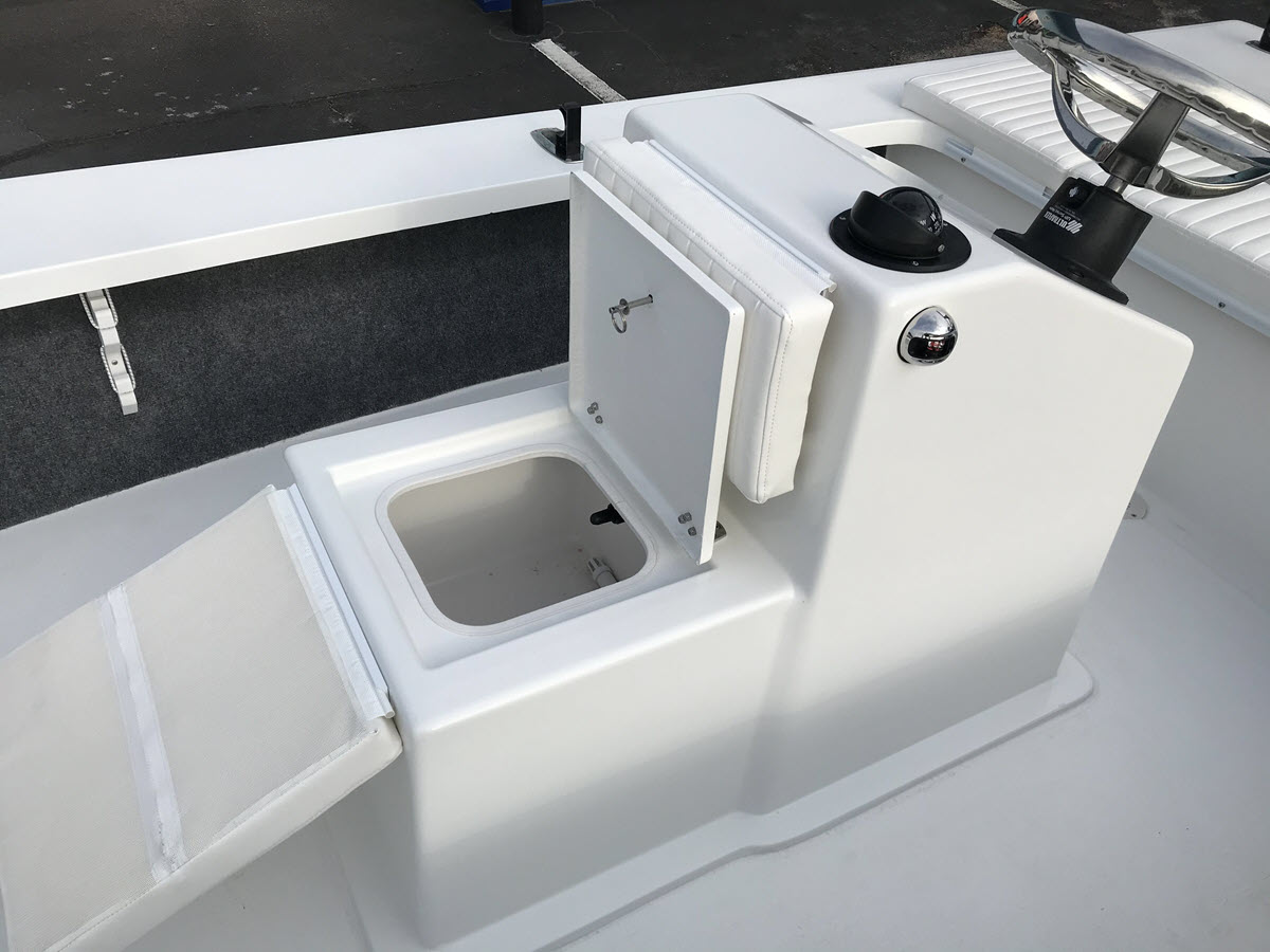 Mitzi Skiff 17 Tournament (SOLD) TWO MARINA