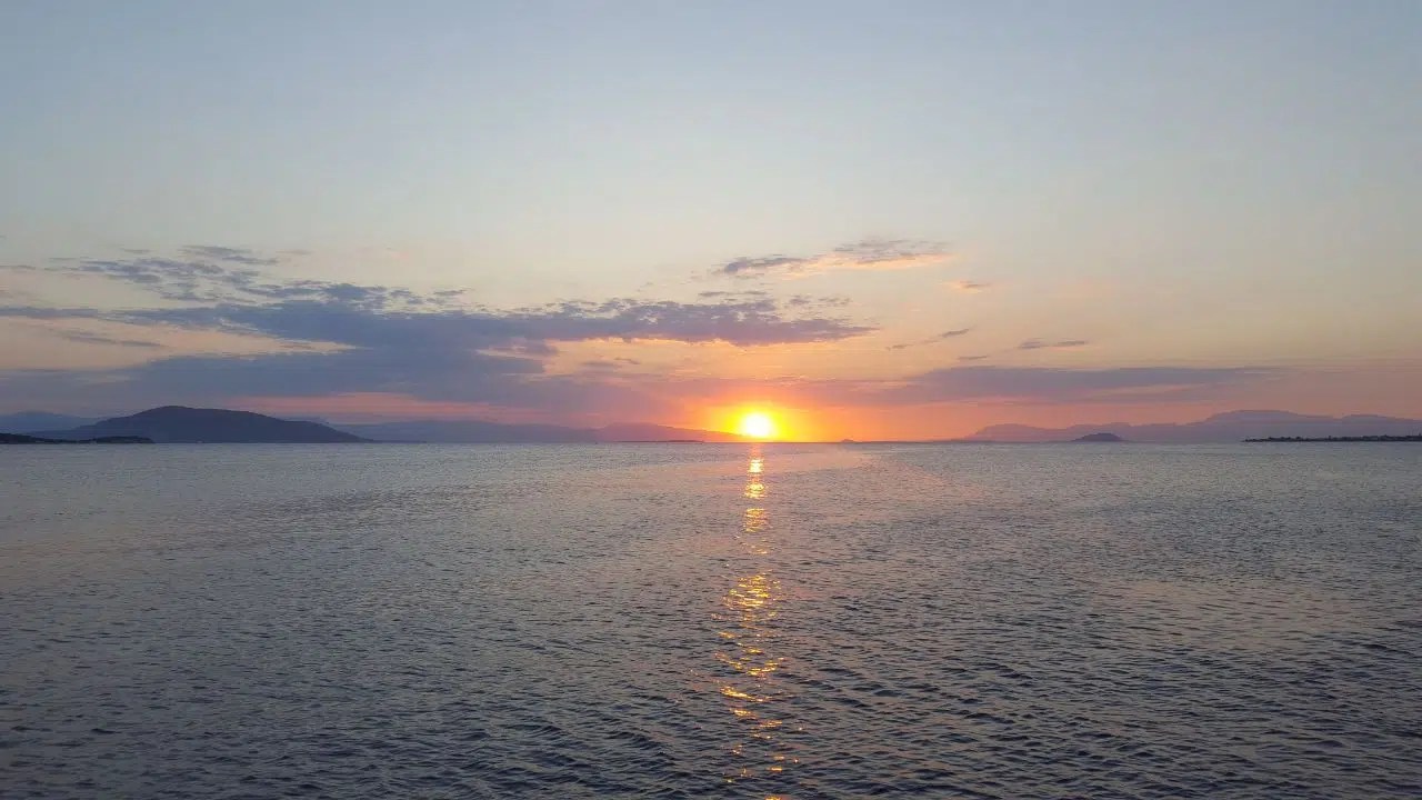 Can You Sleep While Sailing? Two Get Lost