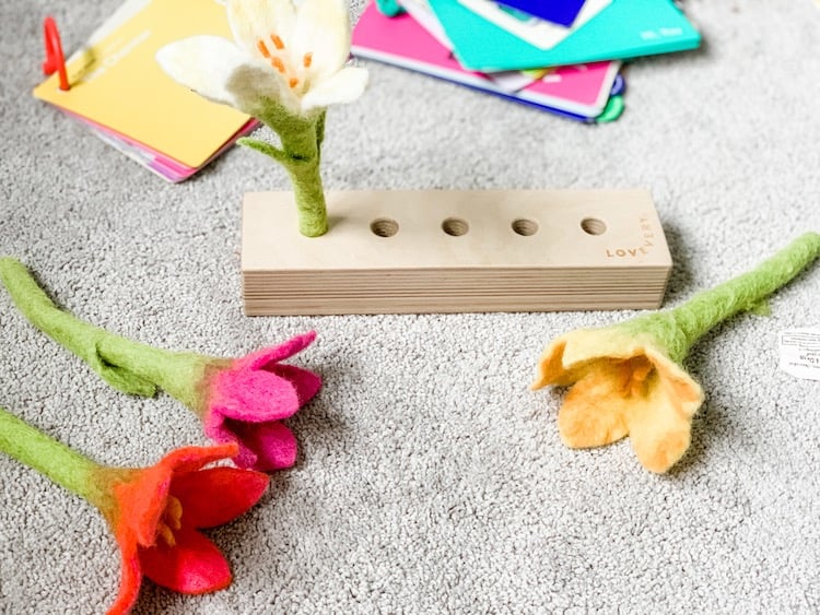 Supercheap Lovevery wooden felt flower bundle