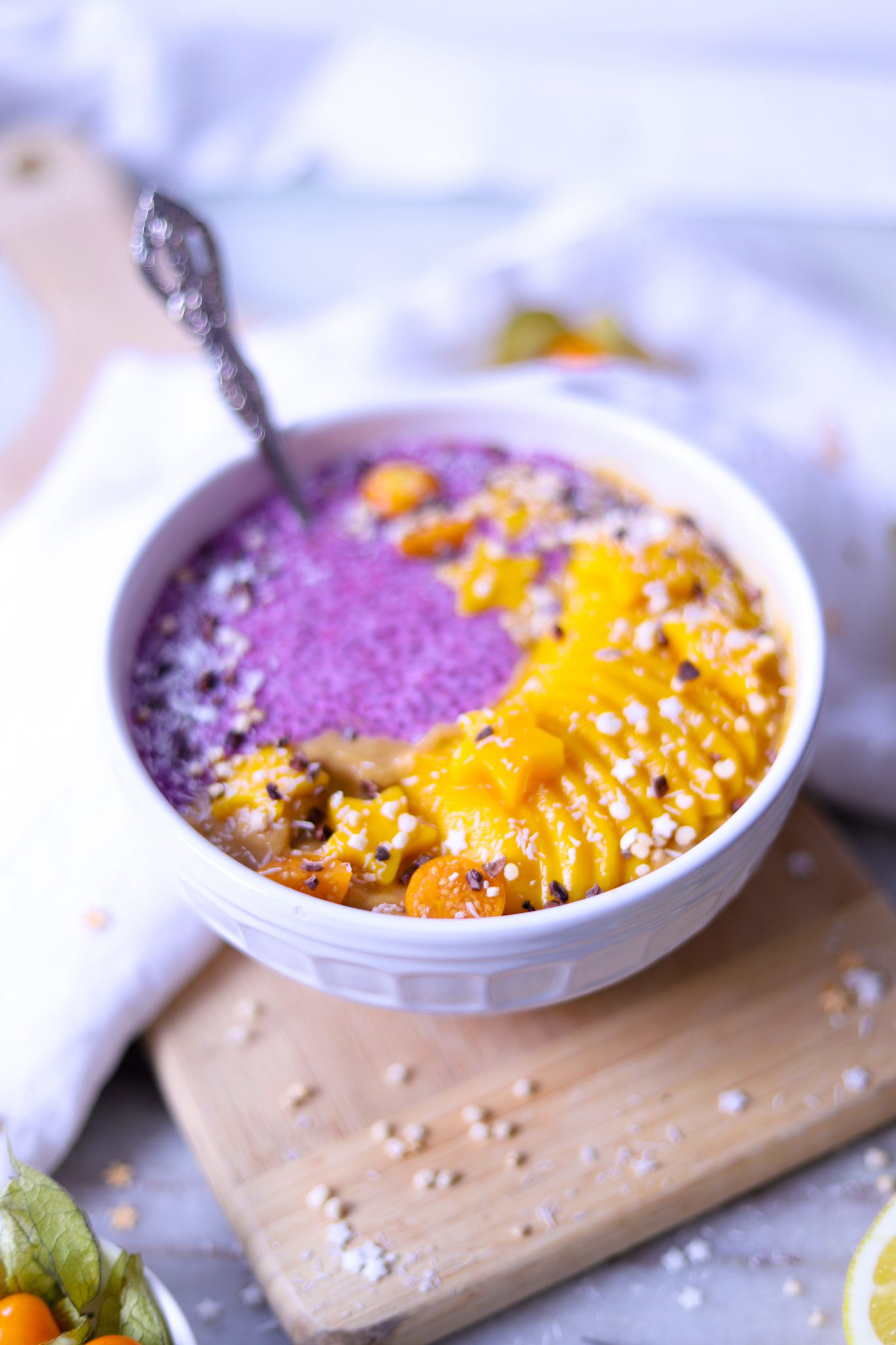 TWO SPOONS Detox Smoothie Bowl Mango Smoothie and Chia Pudding