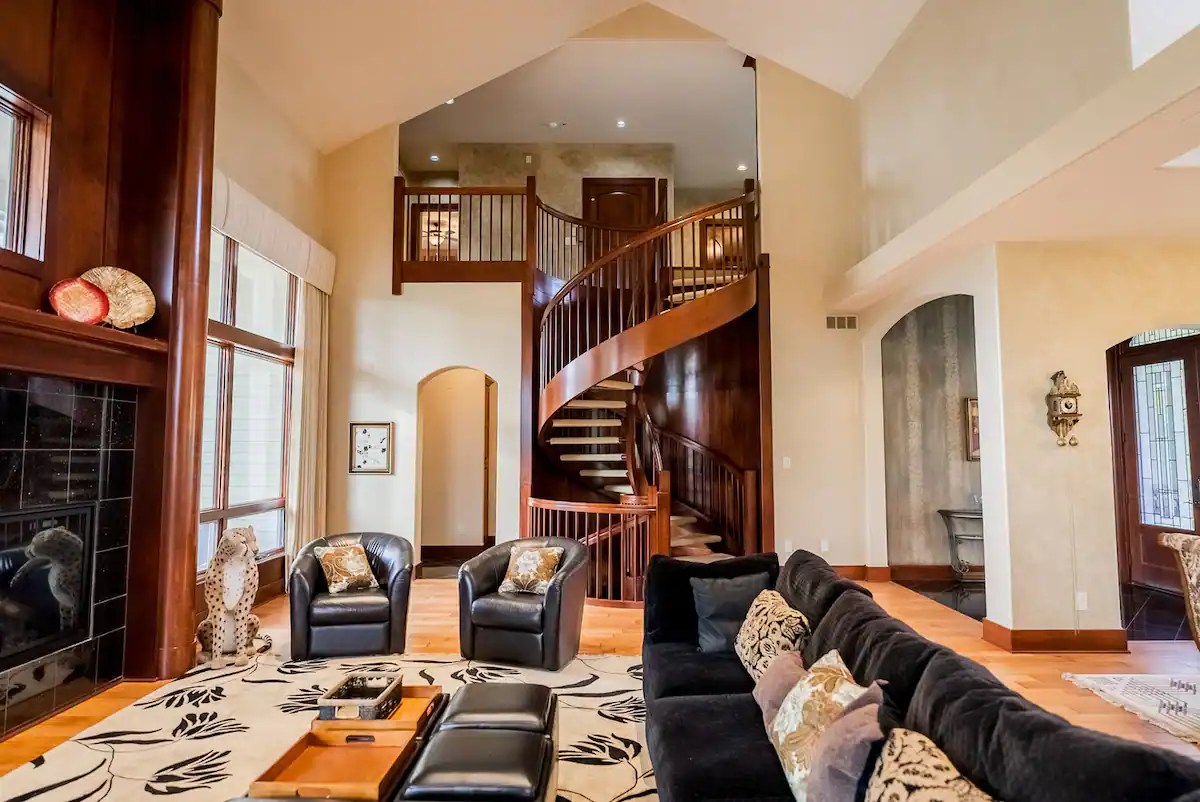 A Zoo Airbnb in Wichita, Kansas Cool and Unique Airbnb in the US