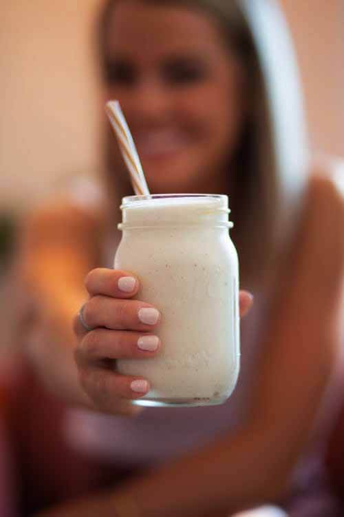 Benefits of drinking milk before going to bed Benefits of milk