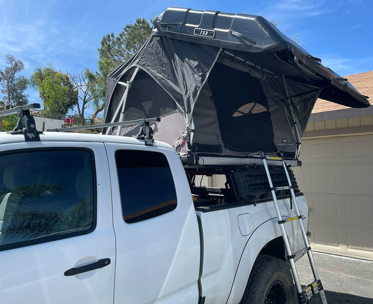 Freespirit Recreation Adventure Series Automatic HardTop 49" Rootop Tent Overland RTT