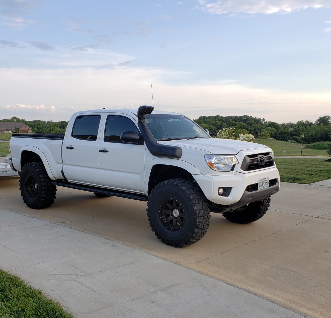 Fender/flare trimming World