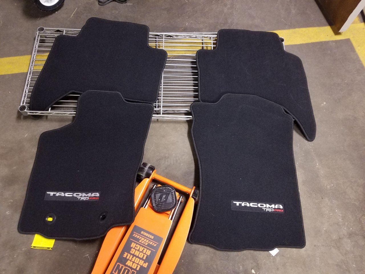 [SOLD] TRD Pro Floor Mats Like New World