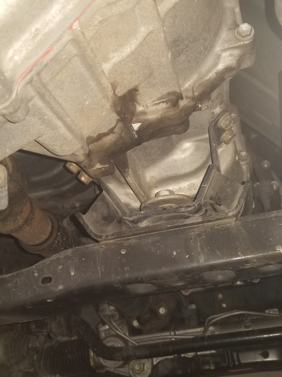 Transmission mount World