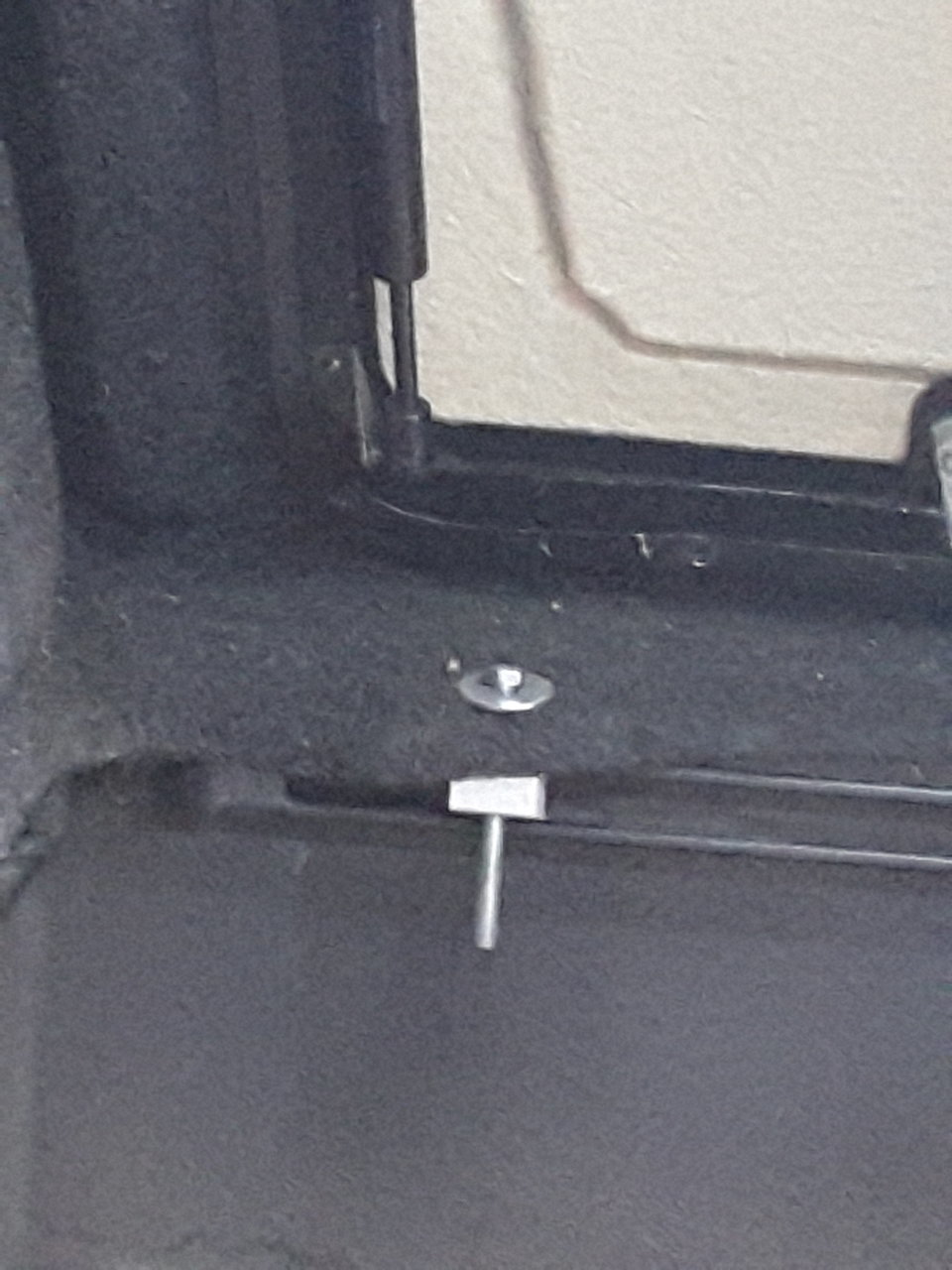 Leonard Camper Shell clamps World