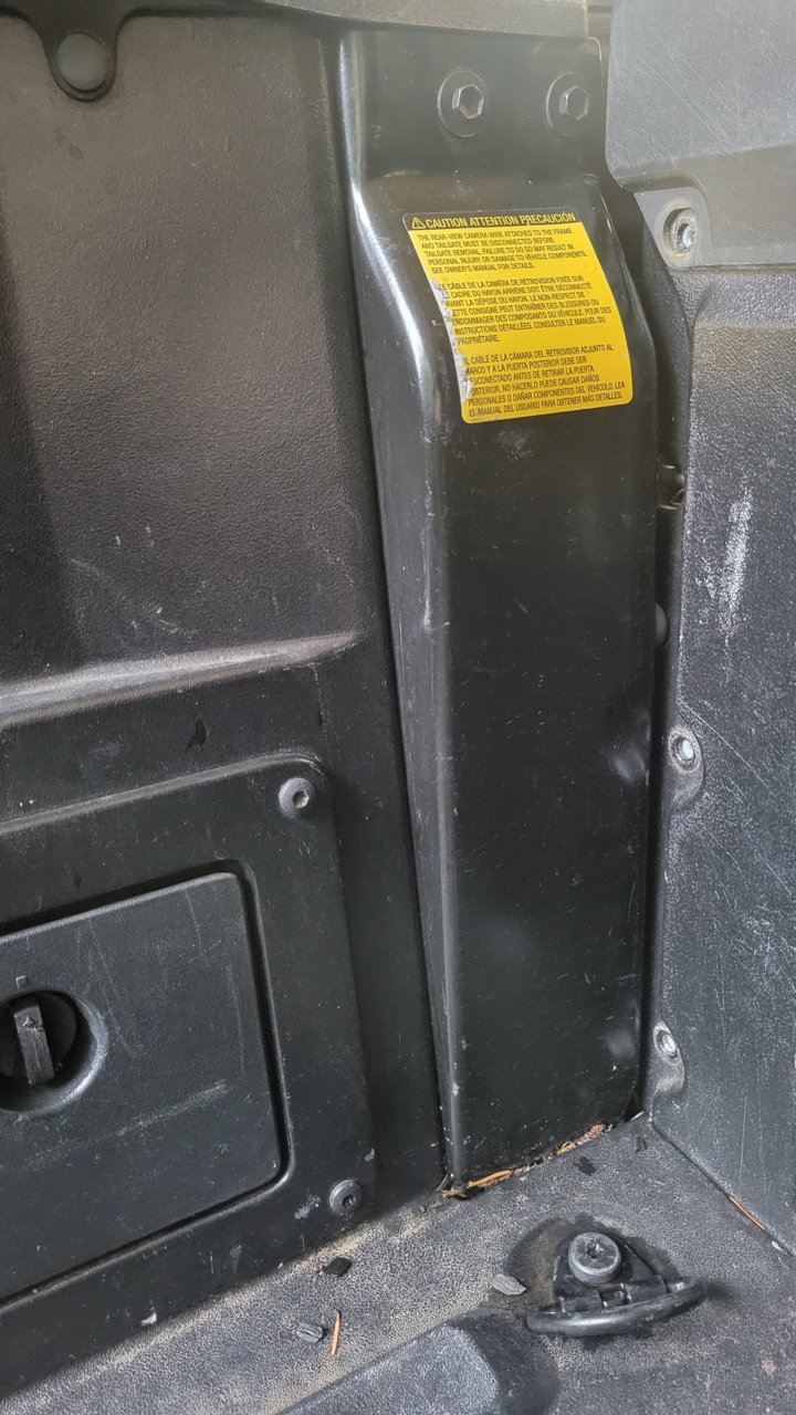 2015 Tailgate Won't Open broken/disconnected latch World