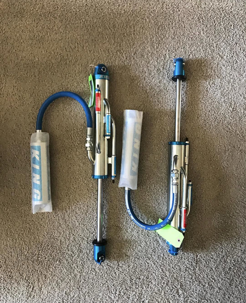 King 2.5x10” triple bypass shocks World