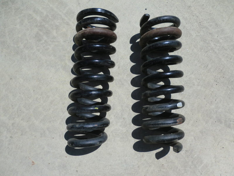FS OEM '12 TRD Off Road Front/Rear shocks, Coils, UCAs and leaf