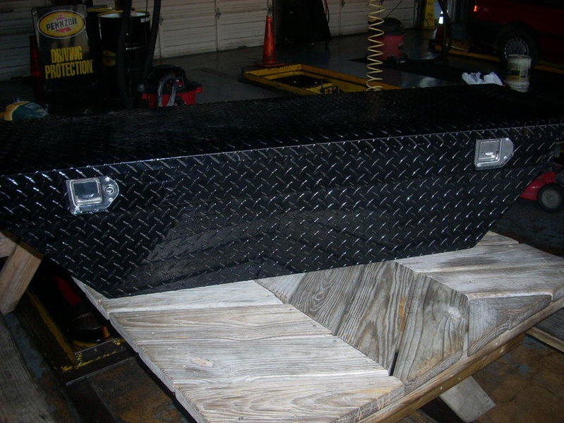 0509 UWS Black angled corners toolbox World