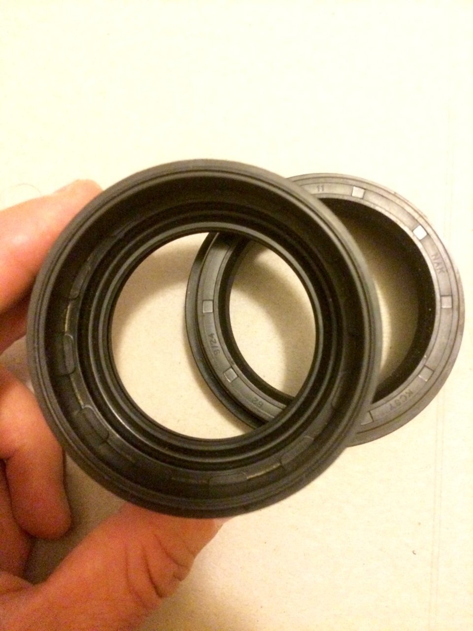 Rear Wheel Bearings, Retainer Rings, Dust Seals World