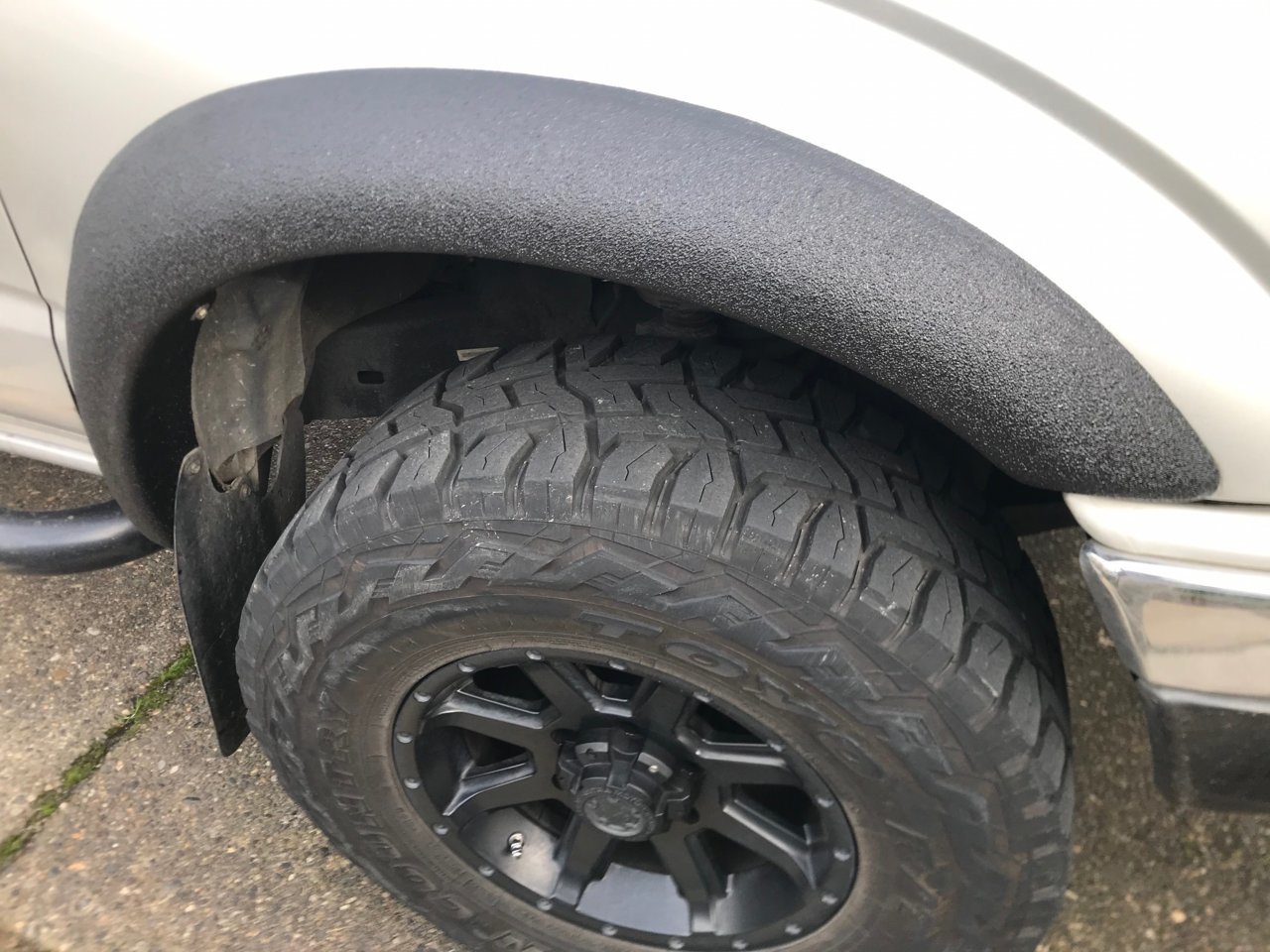 Fender Flares Resurfacing to Black. '03 World