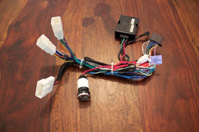 FS Pioneer Appradio 3 with Custom PNP Harness World