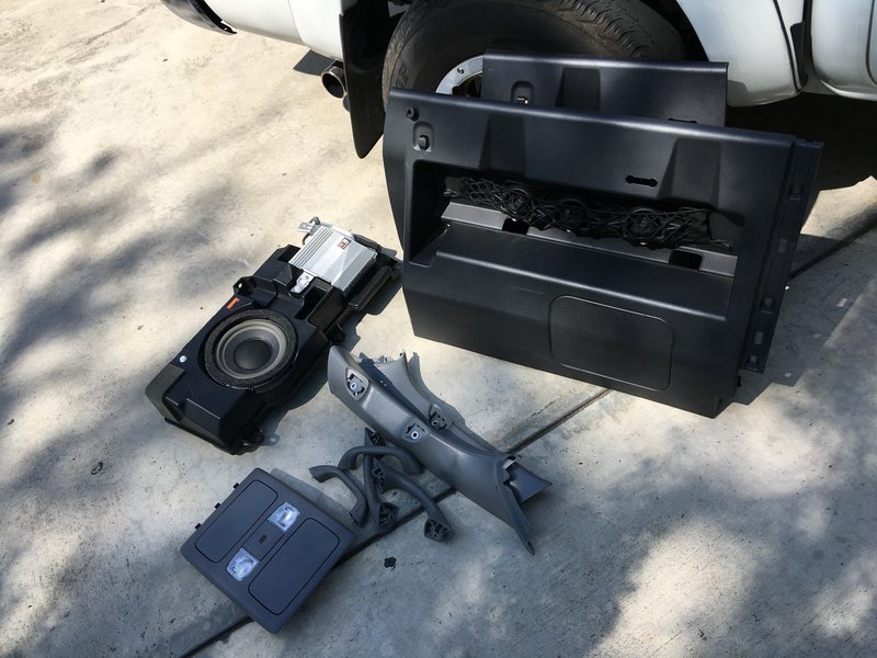 2013 JBL SUB and amp set up with cover and storage compartment