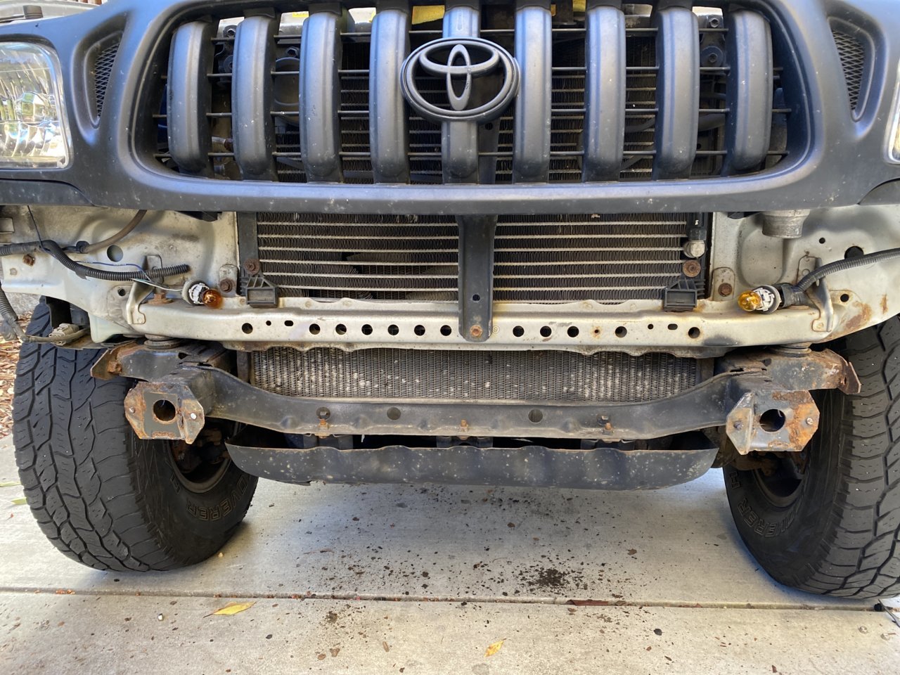 All pro front bumper for 2002 Toyota World