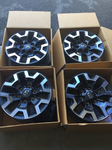 OEM [Socal] Factory Toyota Tacoma TRD 16" Off-Road Rim|Wheel & Lug Nuts