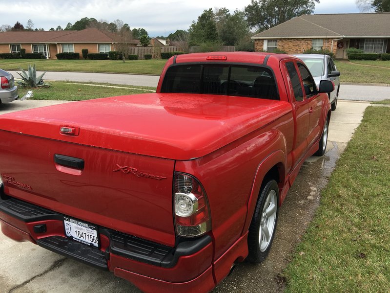 Century fiberglass tonneau cover 6ft bed World