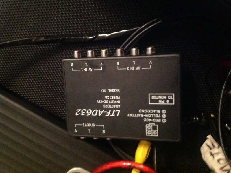 AccelVision DVD Headrests Rear Entertainment RCA Out from Stereo