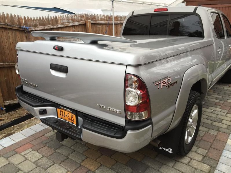 For Sale Leer Fiberglass Painted Tonneau Cover w/spoiler World
