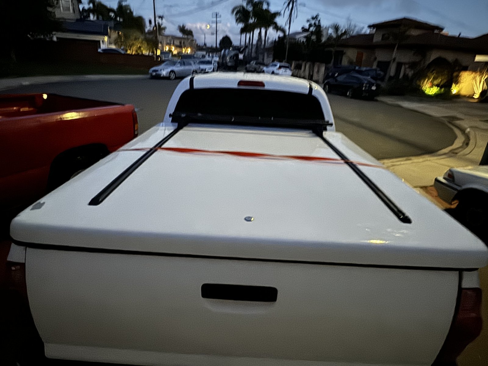 TONNEAU HARDTOP COVER W/ FRONT RACKS 0515 W/ 6 FT. BEDS