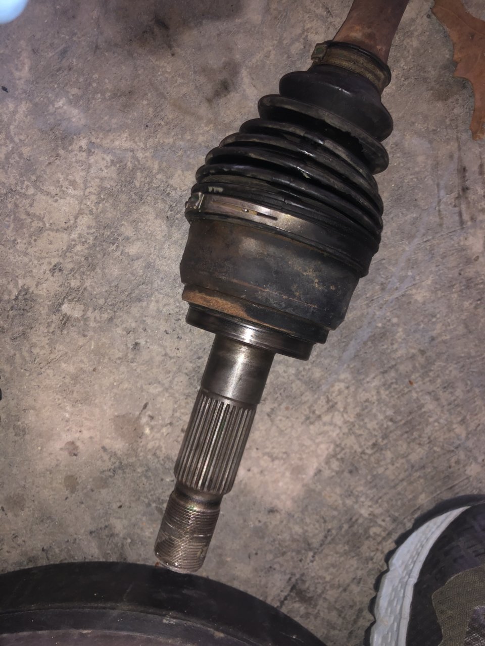 How can OEM cv axles be identified? World