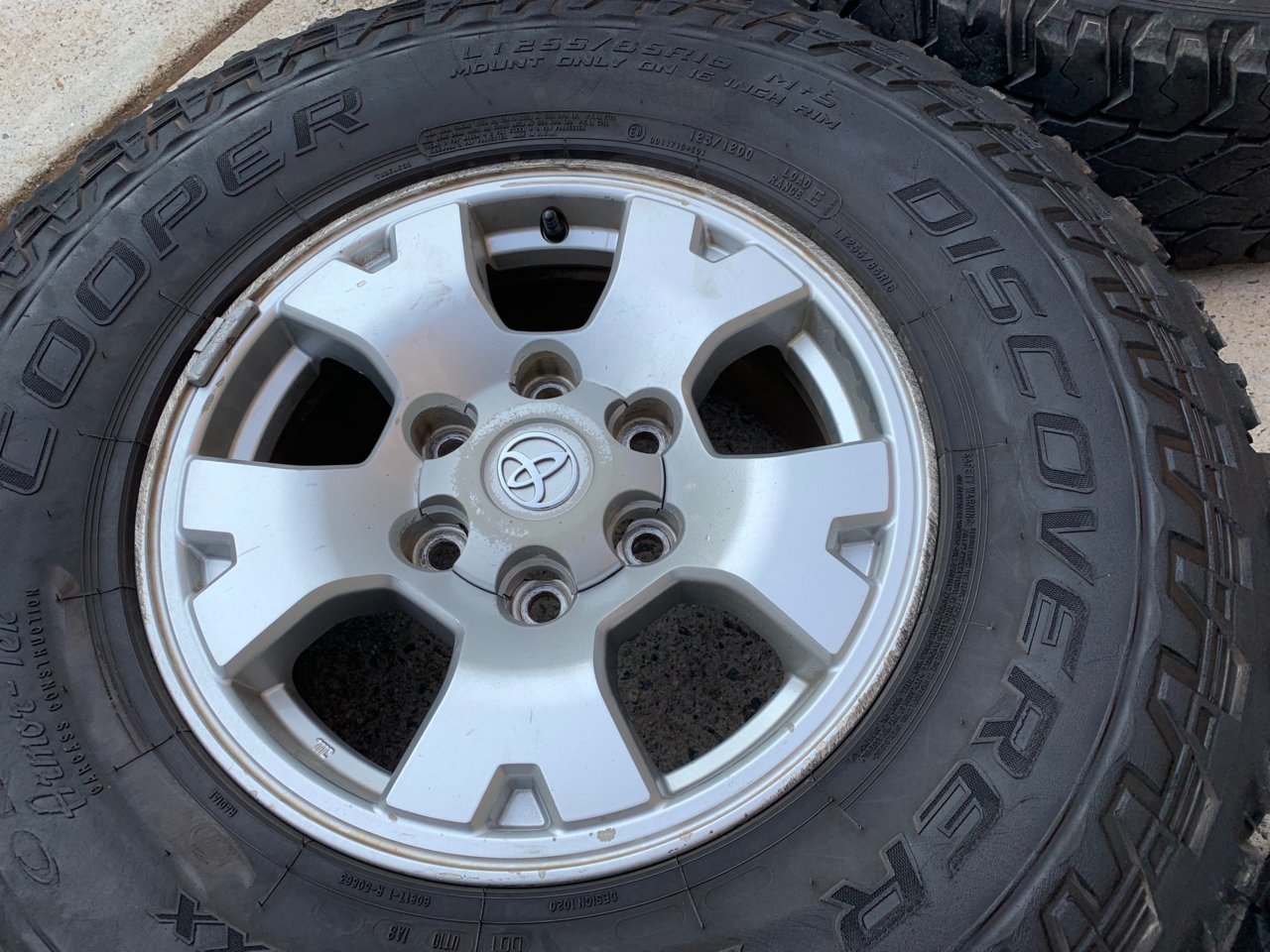 TRD OR wheels + 255/85/16 Cooper ST Maxx tires World
