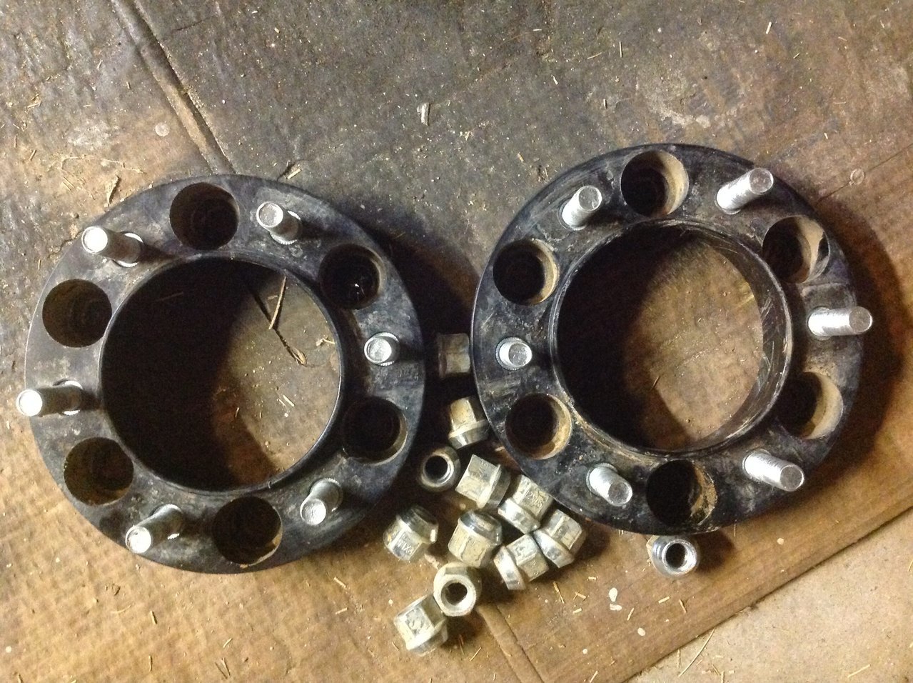 1.25" BORA wheel spacers 75 SO CAL World