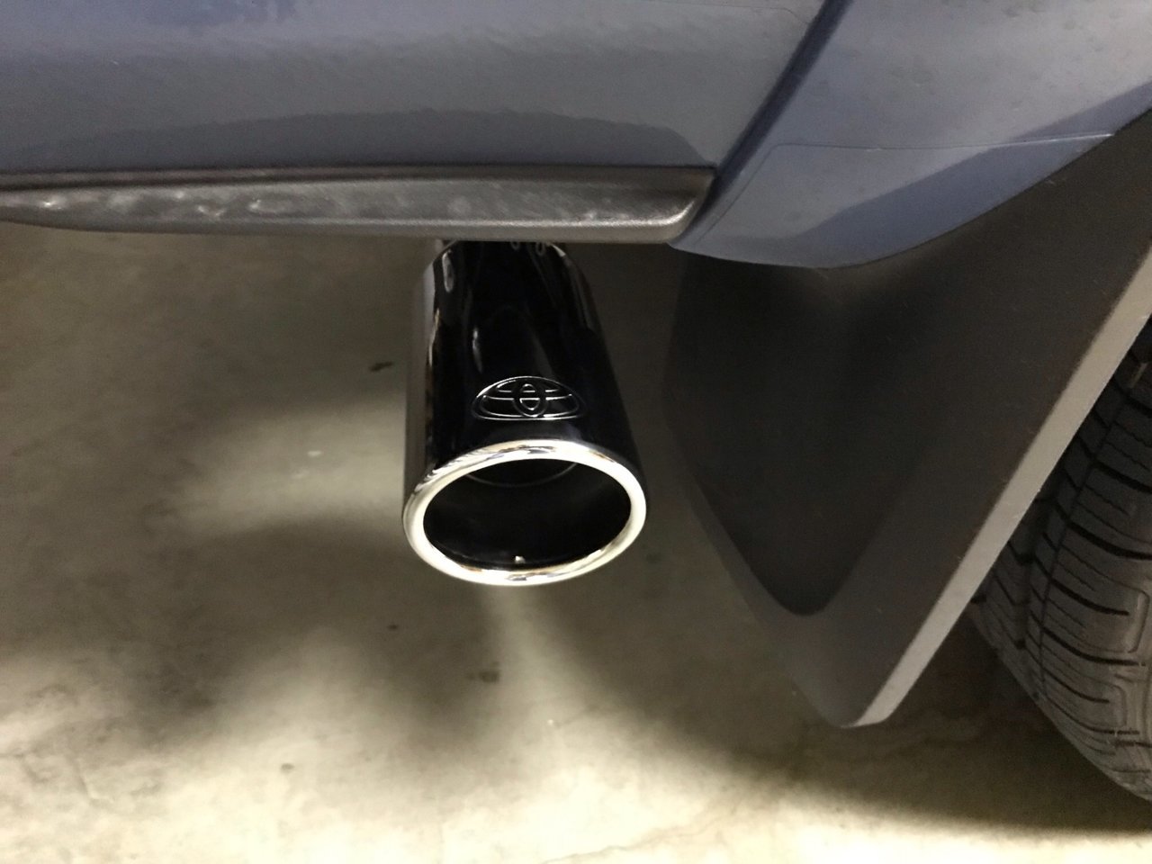 Installing oem chrome tailgate letters World