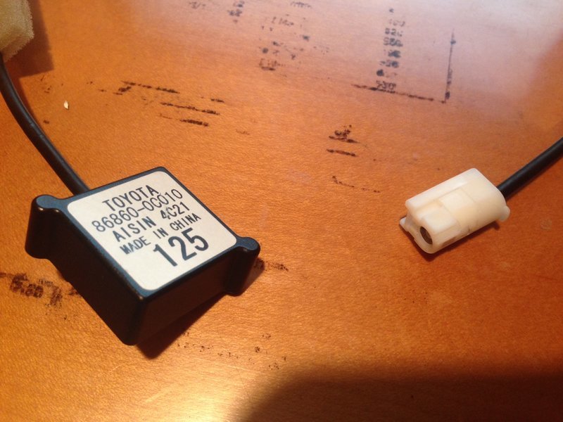 SOLD 2014 Entune GPS/ antenna TOY OEM 868600C10 World