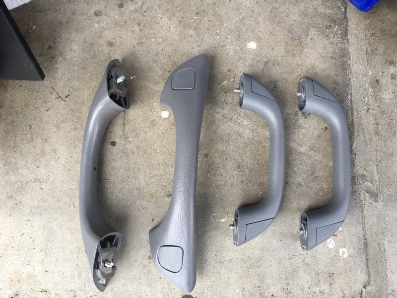 Grab bars (grey) World