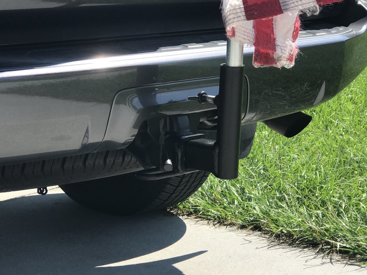 Hitch mounted flag pole holder World