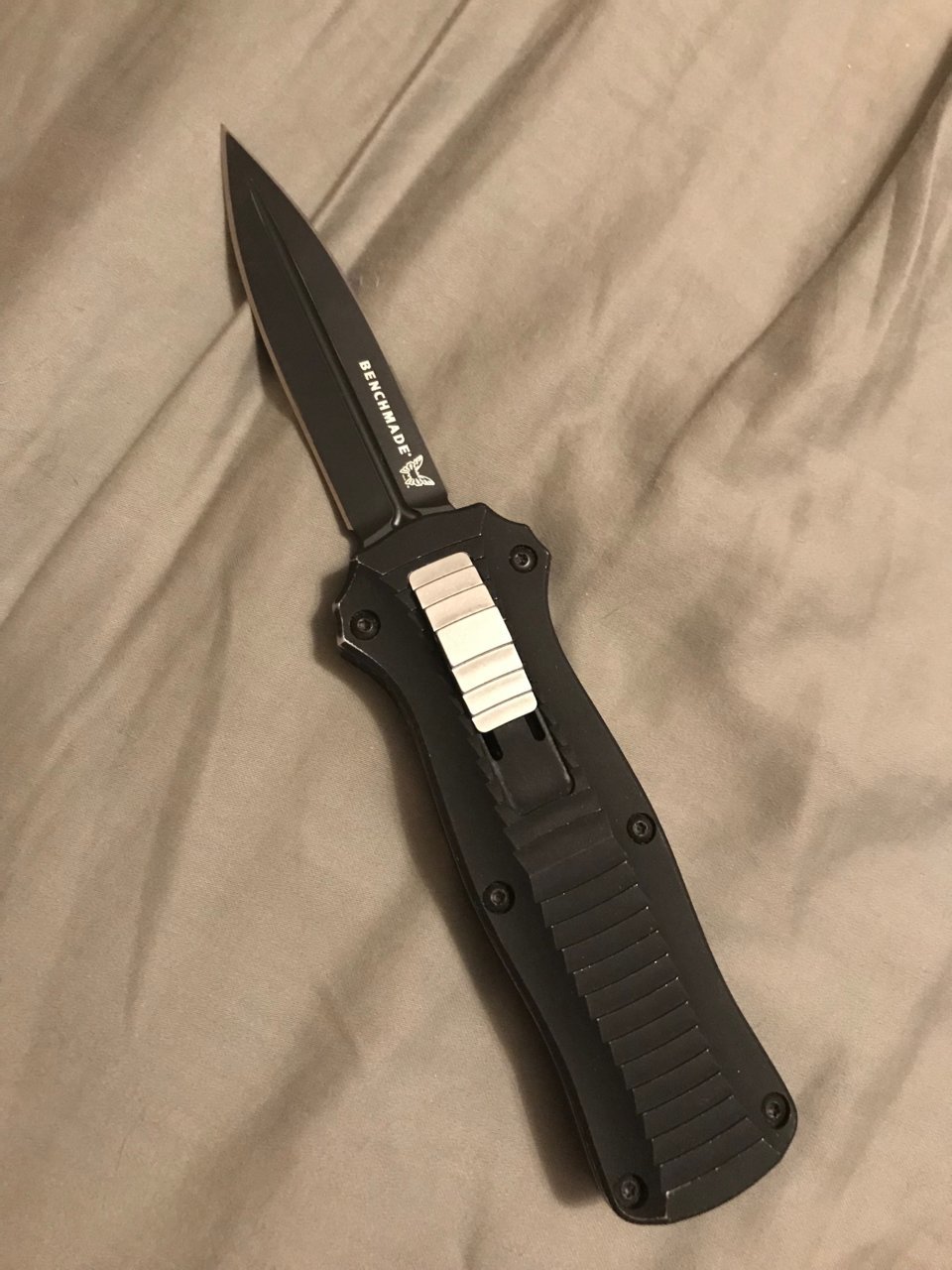 Knife Laws in Canada World