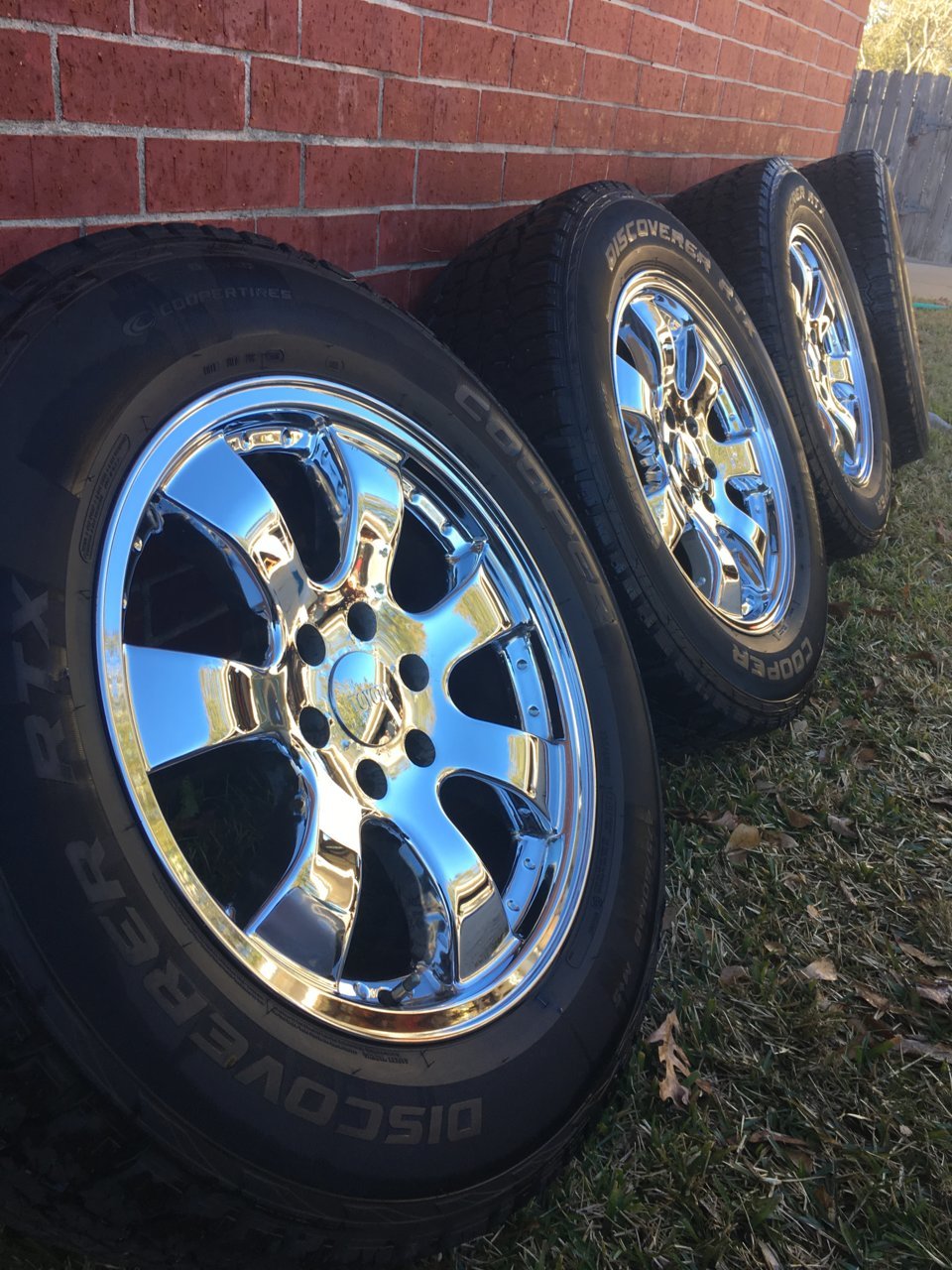 20” Texas Edition Wheels and 33” tires World