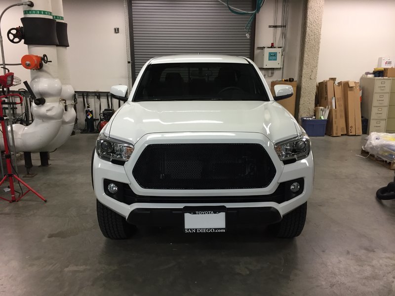 3rd Gen White Post them up! Page 122 World