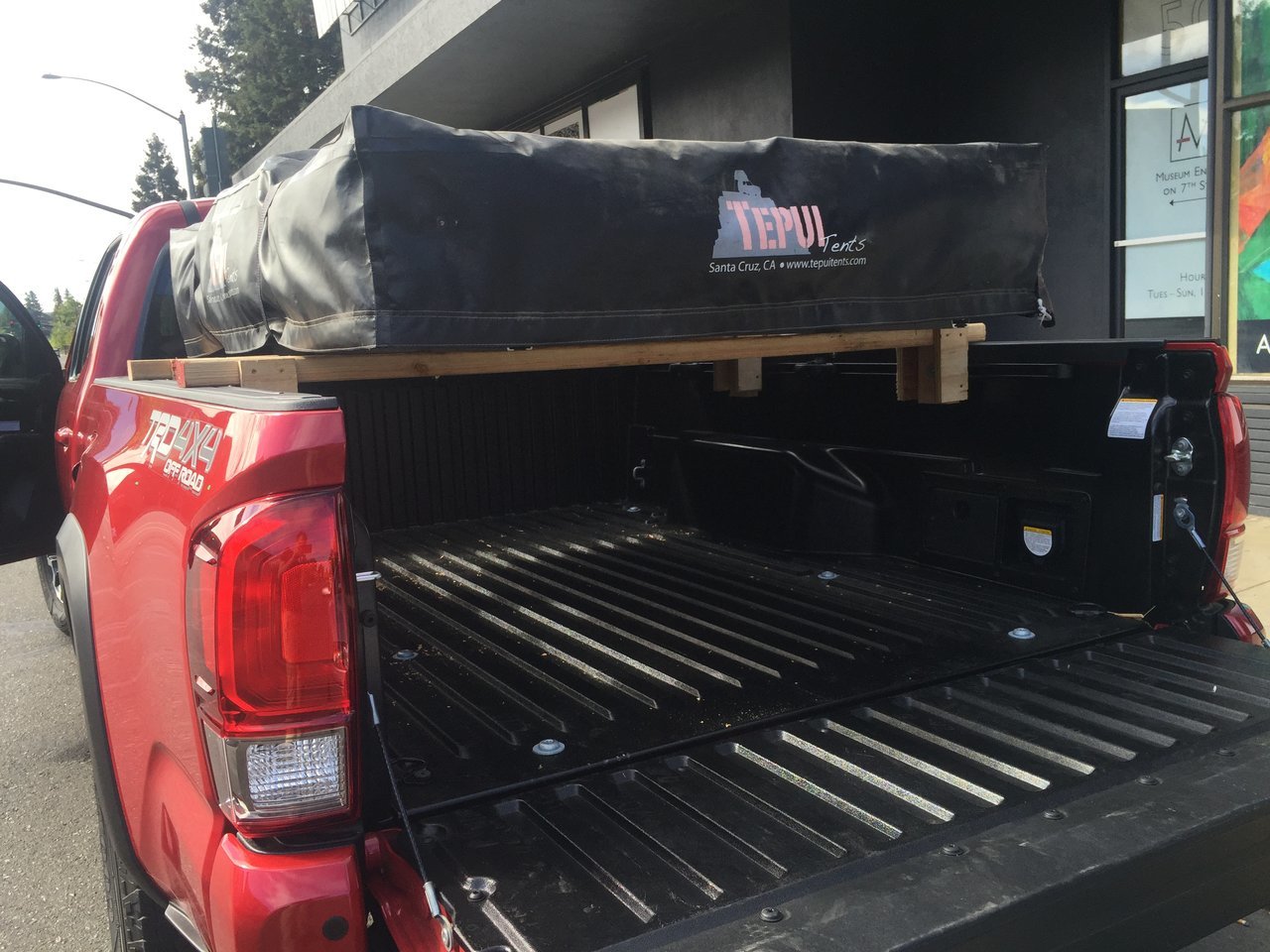 DIY Bed Cross bars. World