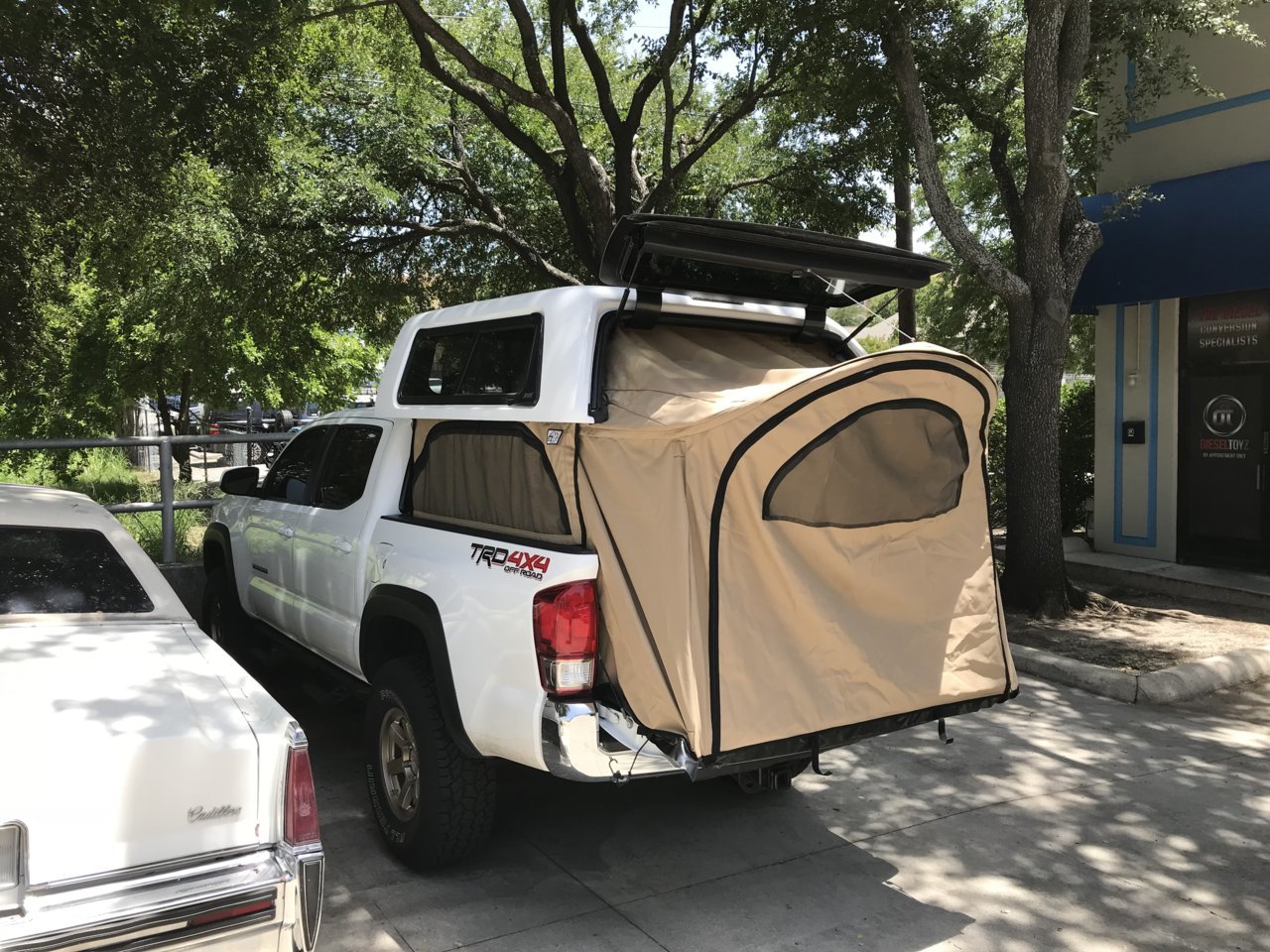 Topper EZ Lift Build World