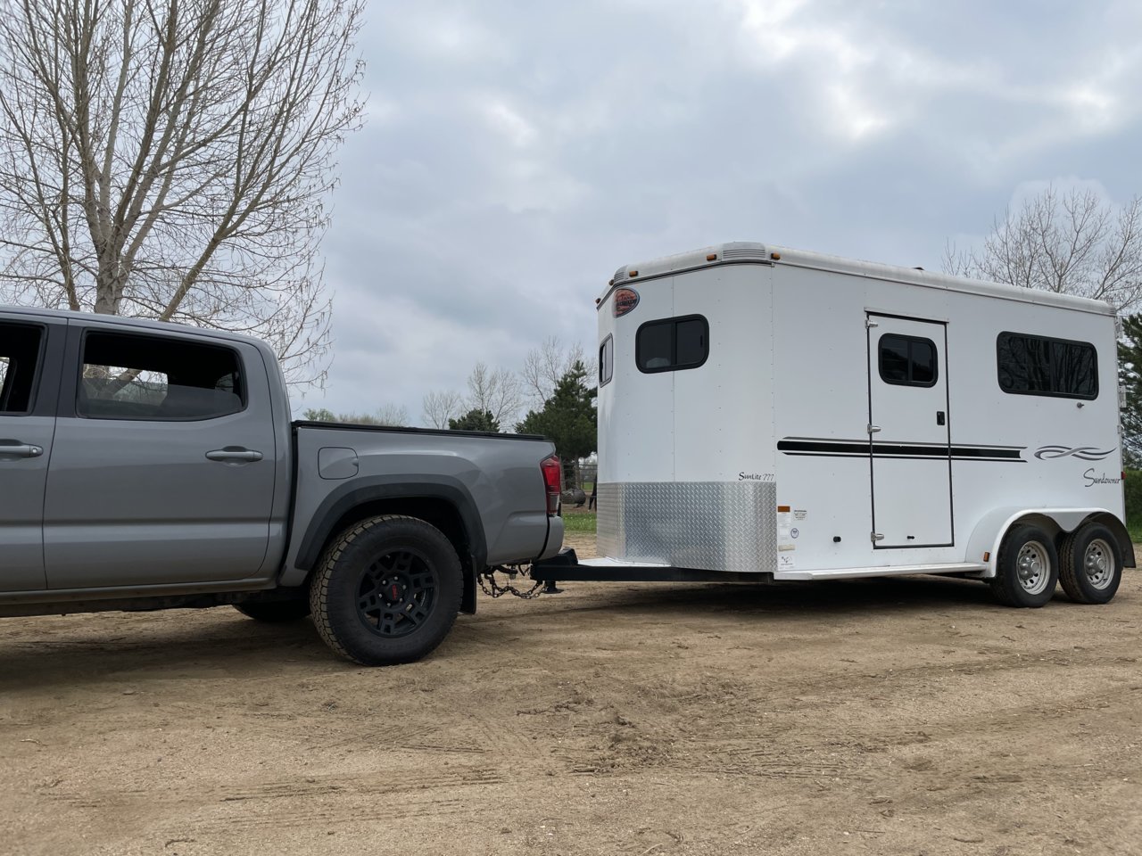Anyone pulled a horse/stock trailer with their 3rd Gen? Reviews? Pics