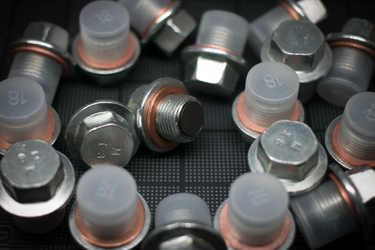 Transfer Case Drain Plugs World