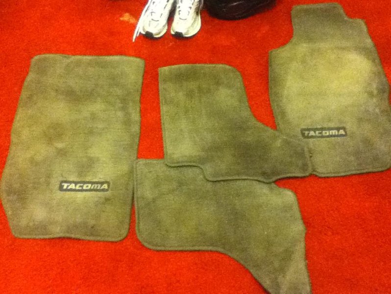 1st Gen DC Floor mats OEM World
