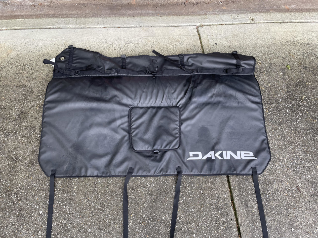 Dakine DLX Pickup Tailgate Pad World