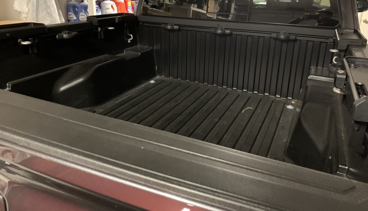 Yakima Overhaul Bed Rack World
