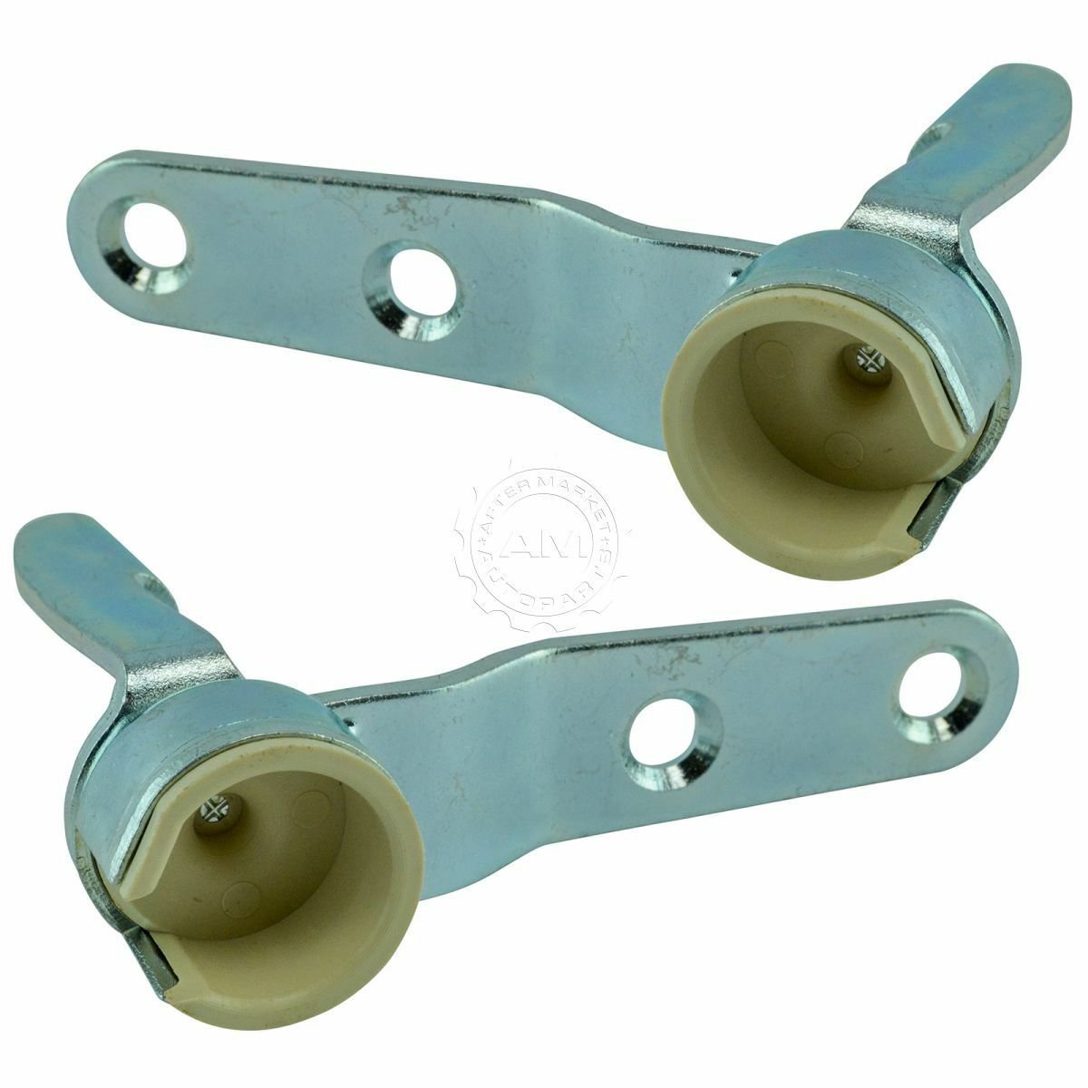 Tailgate Hinge Is there a bushing missing? World