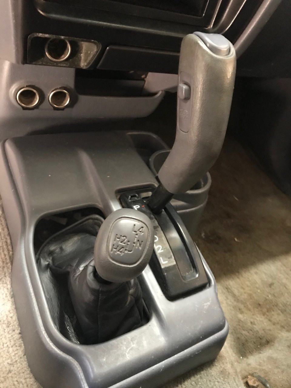 Do I have Auto or Manual Locking Hubs World