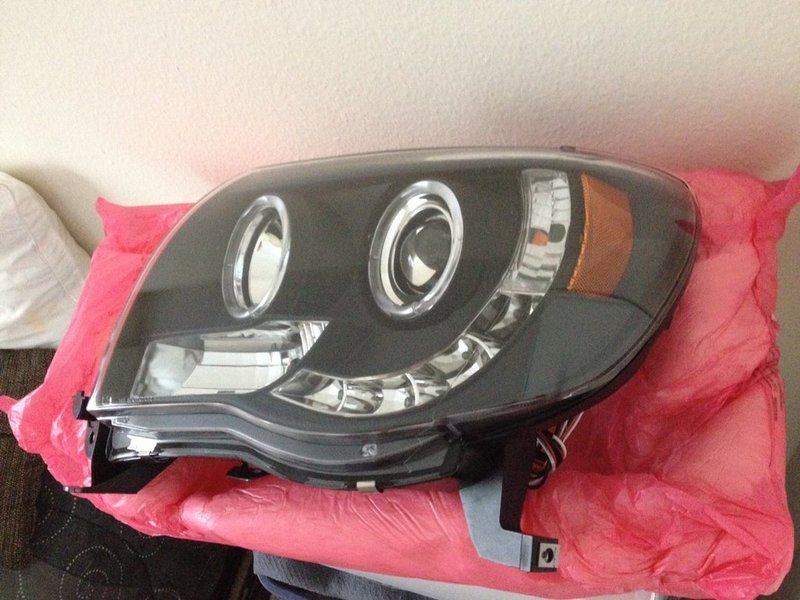 Toyota Tacoma 05-11 Spyder Projector Headlights | Tacoma World