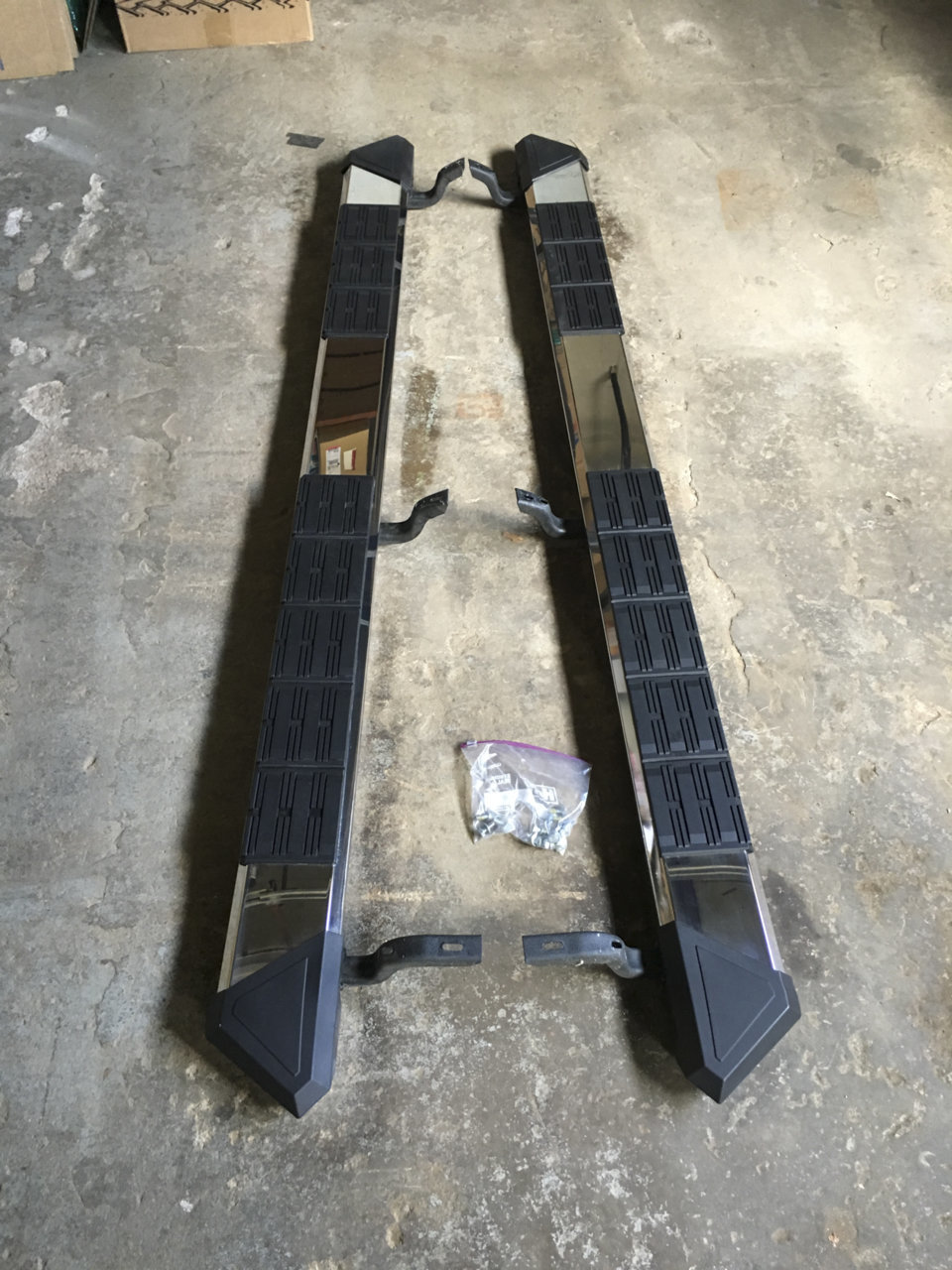 FS OEM Stealth Stainless Steel Running Boards (Double Cab) World