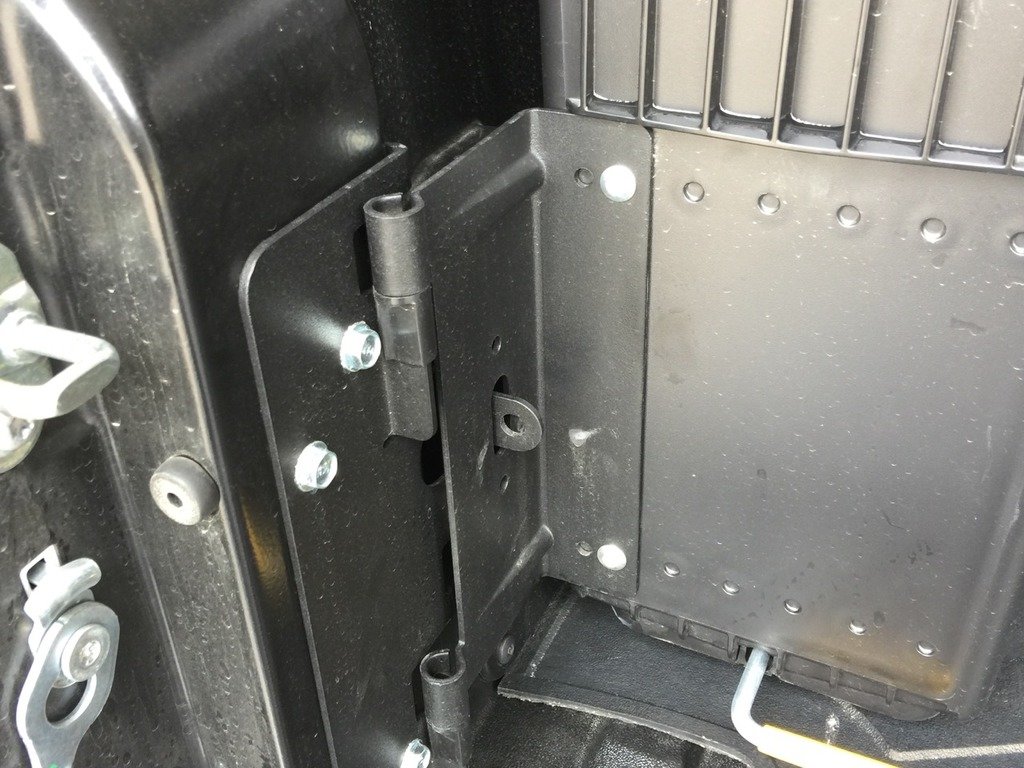 Undercover Swing Case Review World