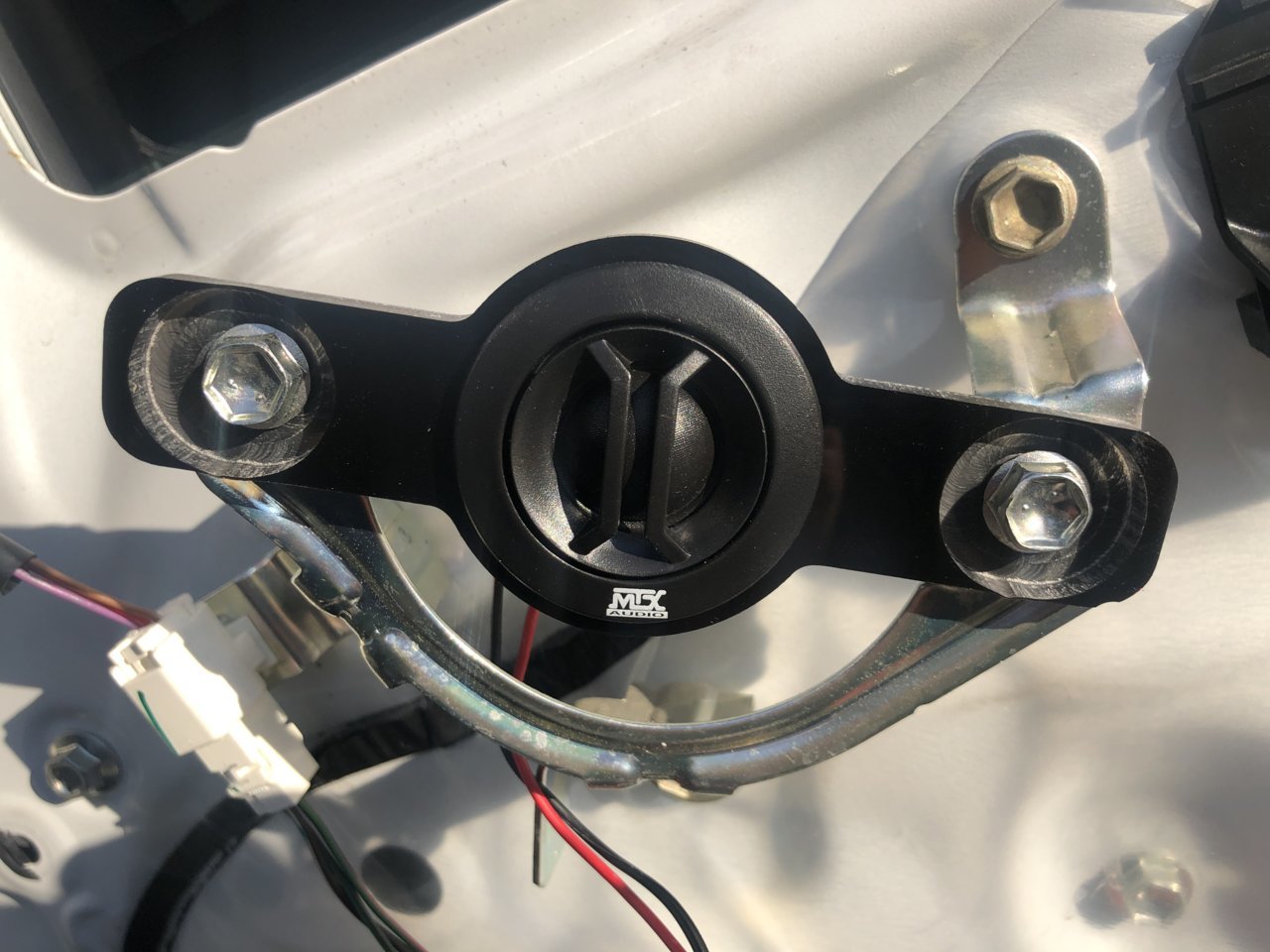 TWEETER Mounting Plates / Brackets World